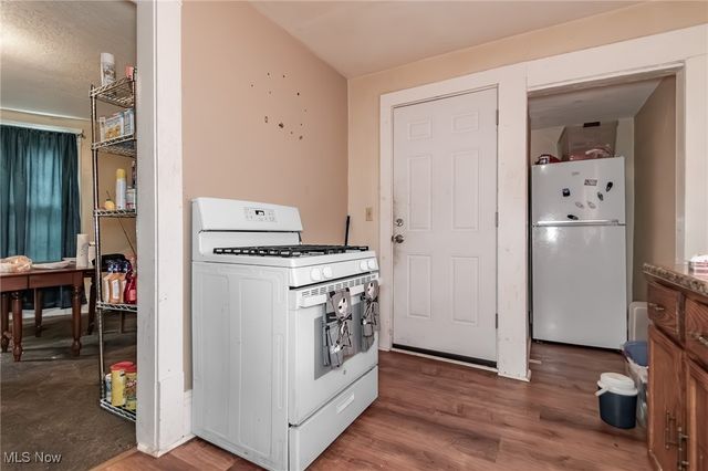 834 Kenyon Street, Akron, OH 44311