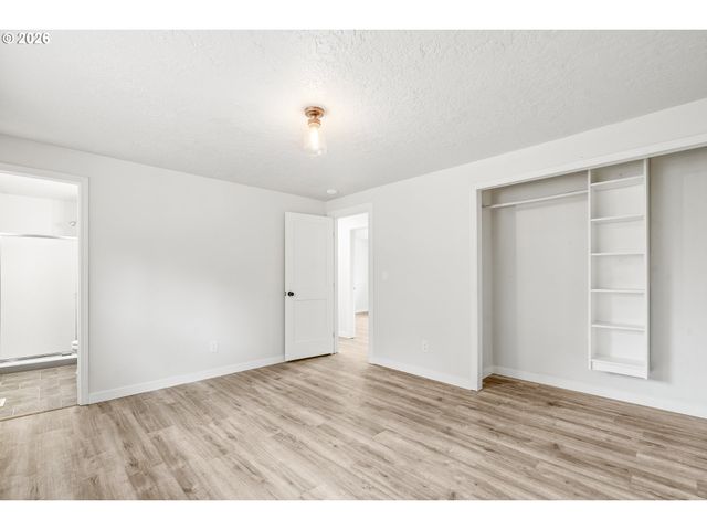 1185 NETZEL St, Oregon City, OR 97045