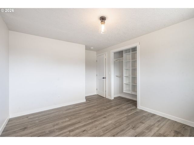 1185 NETZEL St, Oregon City, OR 97045
