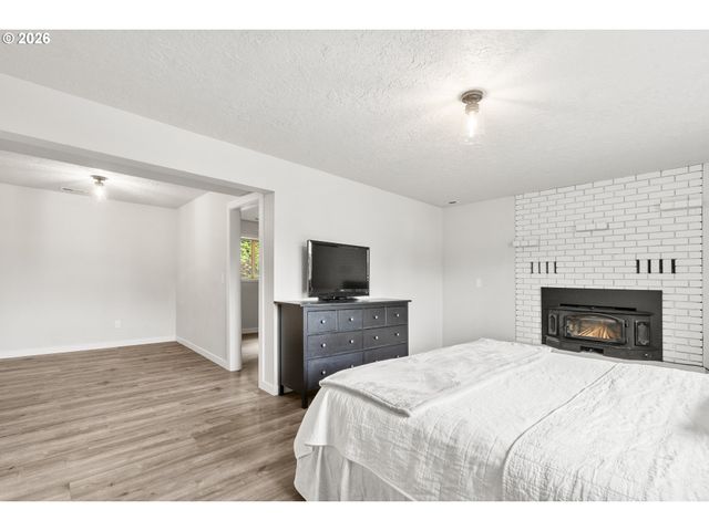 1185 NETZEL St, Oregon City, OR 97045