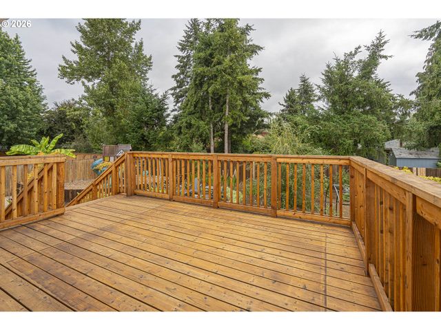 1185 NETZEL St, Oregon City, OR 97045