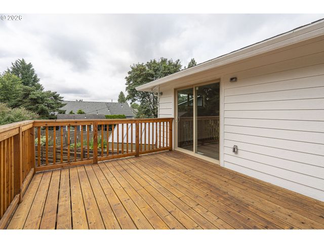1185 NETZEL St, Oregon City, OR 97045