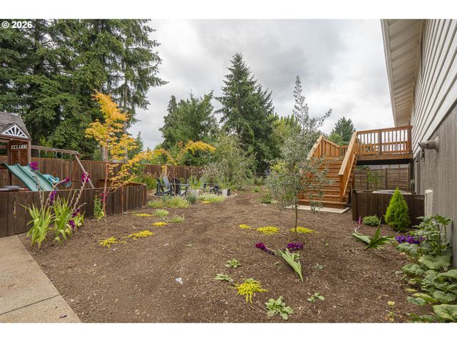 1185 NETZEL St, Oregon City, OR 97045
