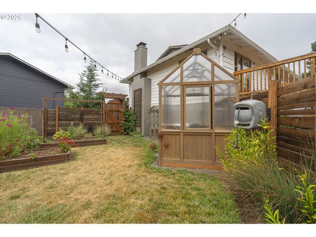 1185 NETZEL St, Oregon City, OR 97045