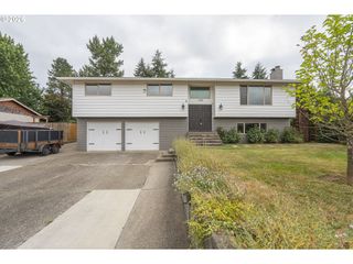 1185 NETZEL St, Oregon City, OR 97045