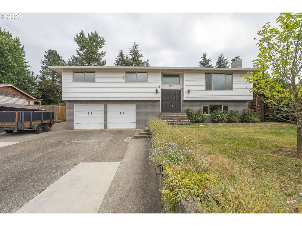 1185 NETZEL St, Oregon City, OR 97045