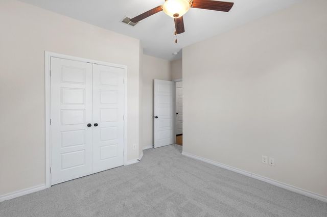 185 Valley Sierra LN, Driftwood, TX 78619