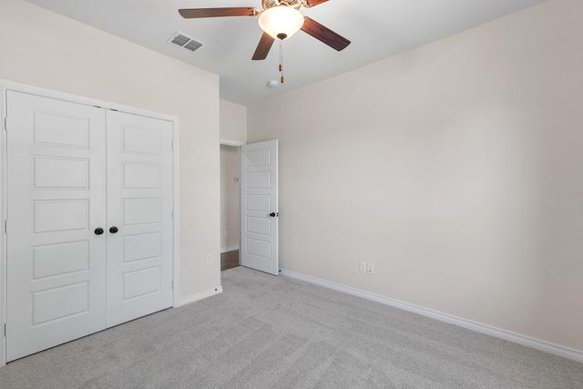 185 Valley Sierra LN, Driftwood, TX 78619