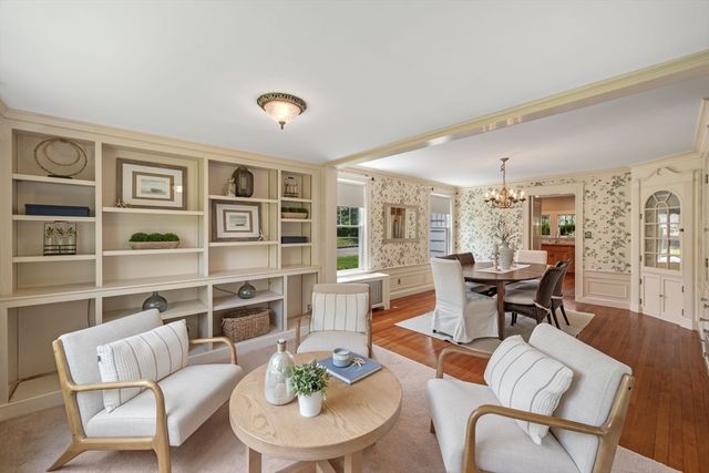 10 Charlotte Road, Marblehead, MA 01945