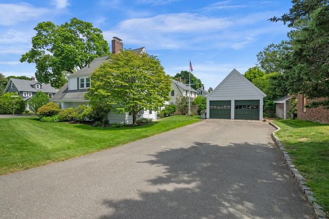 10 Charlotte Road, Marblehead, MA 01945