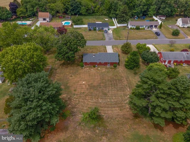 55 ORILLIA DR, Bridgeton, NJ 08302