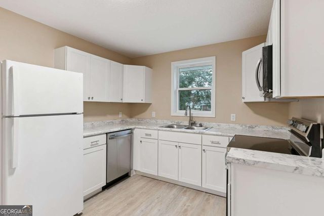 2640 Canary Drive, Brunswick, GA 31520