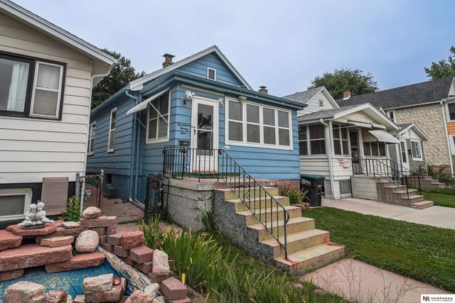 1724 S 8th Street, Omaha, NE 68108