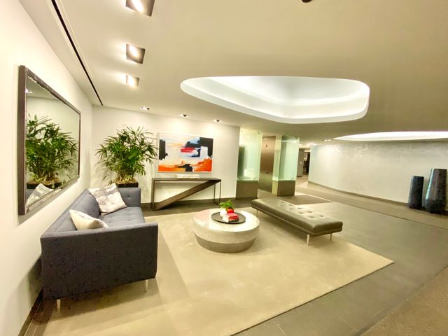 240 E Illinois Street 1706, Chicago, IL 60611