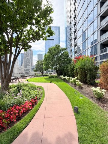 240 E Illinois Street 1706, Chicago, IL 60611