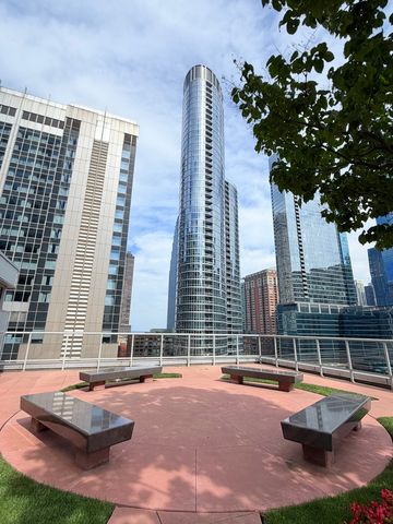 240 E Illinois Street 1706, Chicago, IL 60611