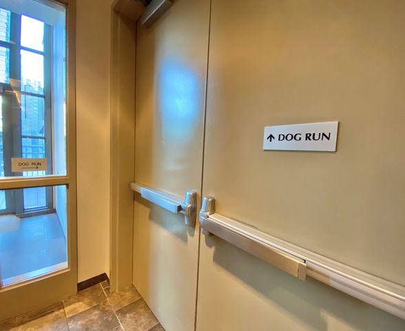240 E Illinois Street 1706, Chicago, IL 60611