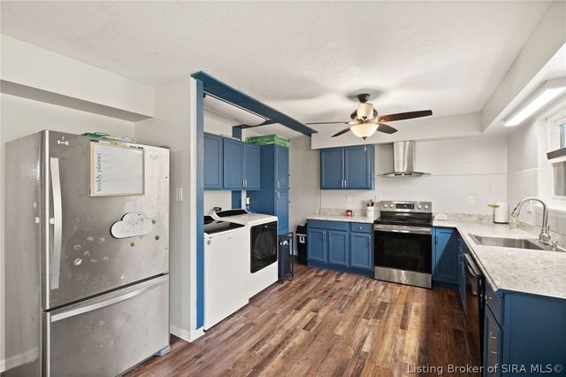 4025 Summer Place, New Albany, IN 47150