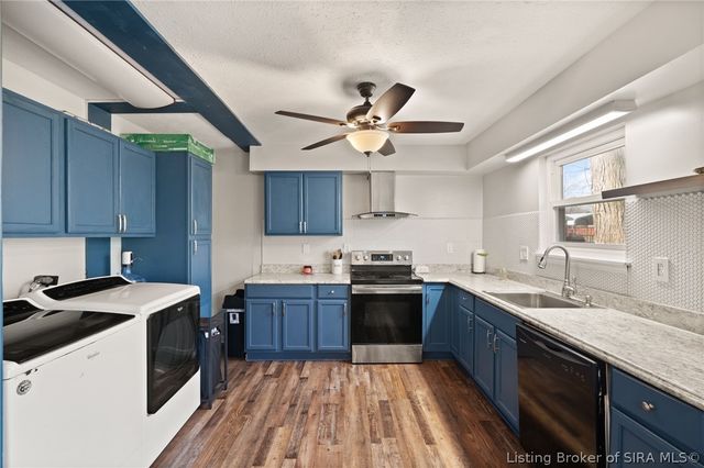 4025 Summer Place, New Albany, IN 47150