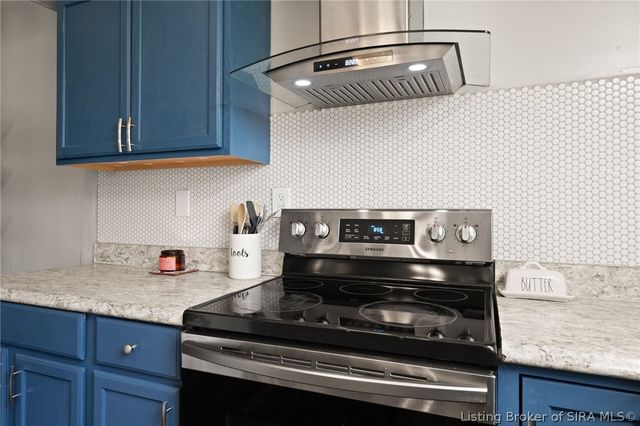 4025 Summer Place, New Albany, IN 47150