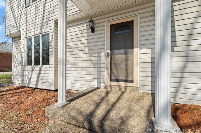 4025 Summer Place, New Albany, IN 47150