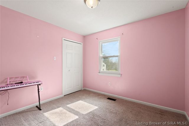 4025 Summer Place, New Albany, IN 47150