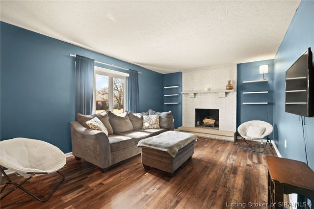 4025 Summer Place, New Albany, IN 47150