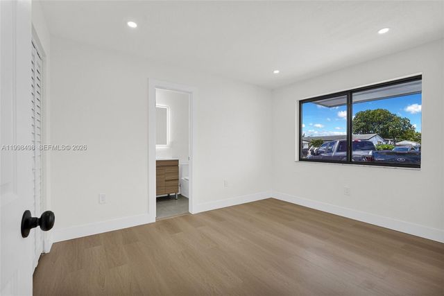 2980 NW 210th Ter, Miami Gardens, FL 33056