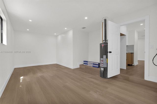 2980 NW 210th Ter, Miami Gardens, FL 33056