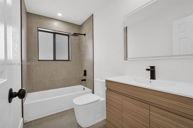 2980 NW 210th Ter, Miami Gardens, FL 33056