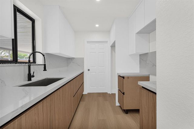 2980 NW 210th Ter, Miami Gardens, FL 33056