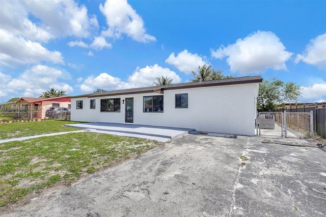 2980 NW 210th Ter, Miami Gardens, FL 33056