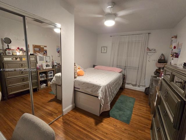 2733 Washington Street, Hollywood, FL 33020