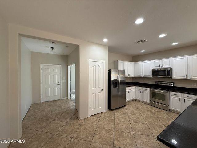 4155 E CLUBVIEW Drive, Gilbert, AZ 85298