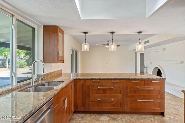 5418 E WETHERSFIELD Road, Scottsdale, AZ 85254