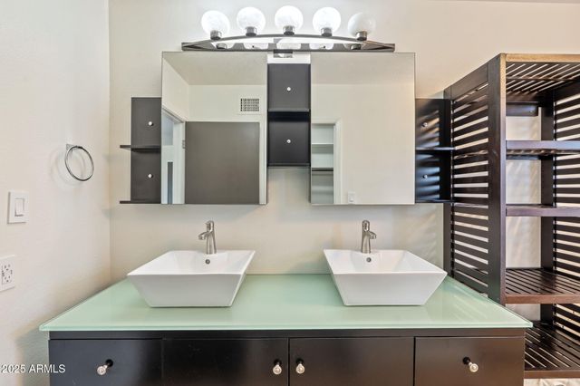 5418 E WETHERSFIELD Road, Scottsdale, AZ 85254