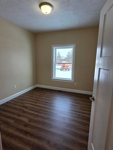 20 Fidelity Drive 10, Rutland, MA 01543