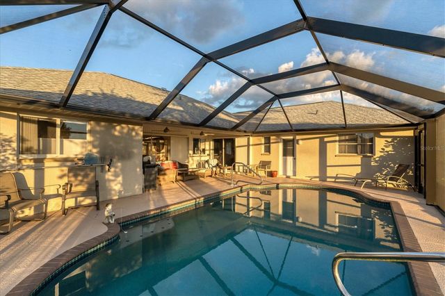 25 FAIRWAY ROAD, Rotonda West, FL 33947