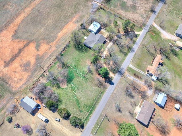 106 Englebretson Lane, Tuttle, OK 73089
