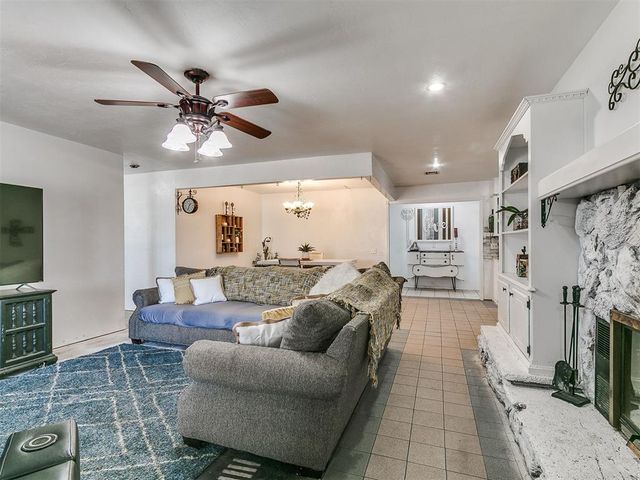 106 Englebretson Lane, Tuttle, OK 73089