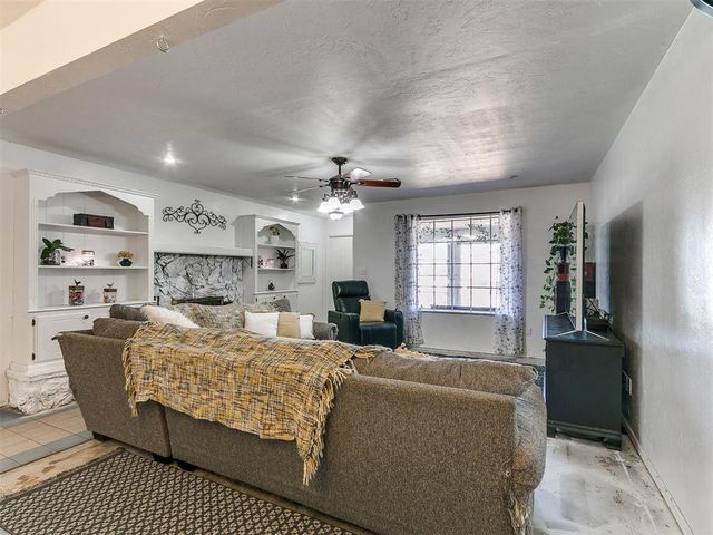 106 Englebretson Lane, Tuttle, OK 73089