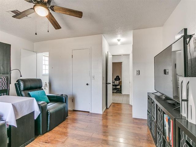 106 Englebretson Lane, Tuttle, OK 73089