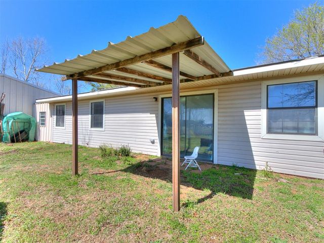 106 Englebretson Lane, Tuttle, OK 73089