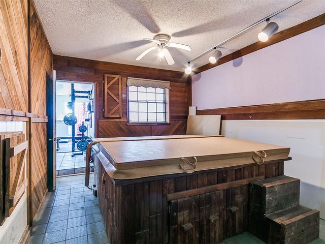 106 Englebretson Lane, Tuttle, OK 73089
