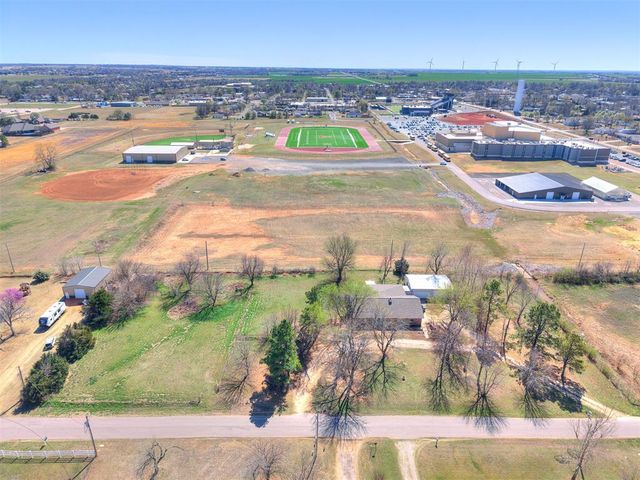 106 Englebretson Lane, Tuttle, OK 73089