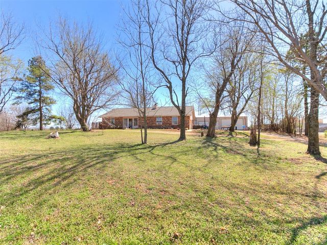 106 Englebretson Lane, Tuttle, OK 73089