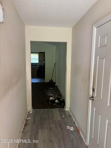 7770 CALVIN Street, Jacksonville, FL 32208