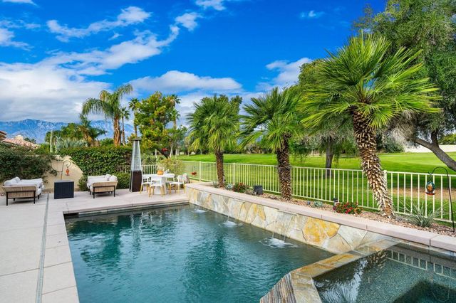 101 N Kavenish Drive, Rancho Mirage, CA 92270