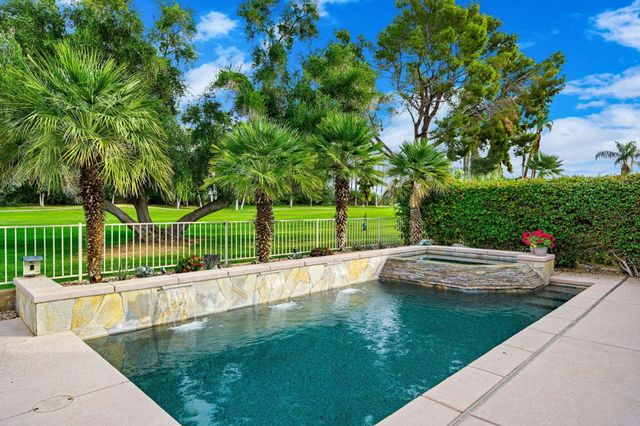 101 N Kavenish Drive, Rancho Mirage, CA 92270