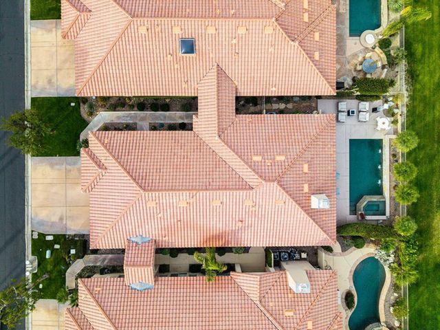 101 N Kavenish Drive, Rancho Mirage, CA 92270